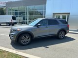 Used 2022 Ford Explorer XLT w/ Equipment Group 202A image 2