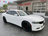 Used 2018 Dodge Charger SXT image 2