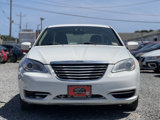 Used 2011 Chrysler 200 Touring image 2