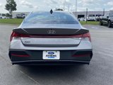 Used 2024 Hyundai Elantra SEL image 4