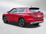 Used 2023 Mitsubishi Outlander SE image 5