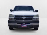 Used 2005 Chevrolet Silverado 2500 LS image 2