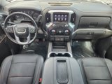 Used 2020 GMC Sierra 1500 SLT image 2