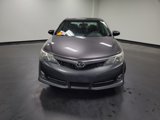 Used 2014 Toyota Camry SE image 2