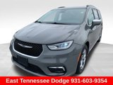 Used 2022 Chrysler Pacifica Limited image 3