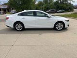 Used 2023 Chevrolet Malibu LT image 3