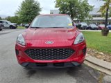 Used 2022 Ford Escape SE w/ SE Sport Appearance Package image 2