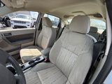 Used 2009 Ford Focus SE image 6
