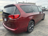 Used 2019 Chrysler Pacifica Touring-L w/ S Appearance Package image 3