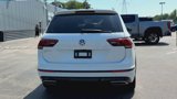 Used 2021 Volkswagen Tiguan SE R-Line image 3