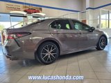 Used 2024 Toyota Camry SE image 4