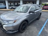 Used 2020 Mitsubishi Outlander LE image 2