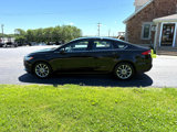 Used 2017 Ford Fusion SE image 2