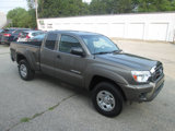 Used 2013 Toyota Tacoma SR5 image 4