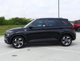 Used 2021 Hyundai Venue SEL w/ Premium Package image 2