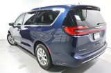 Used 2023 Chrysler Pacifica Touring-L image 5
