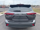 Used 2020 Toyota Highlander XLE image 4