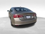 Used 2022 Chevrolet Malibu LT image 4