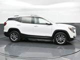 Used 2023 GMC Terrain SLT image 3