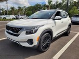 Used 2022 Kia Seltos Nightfall Edition image 4