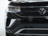 Certified 2024 Volkswagen Taos SE image 6