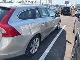 Used 2017 Volvo V60 T5 Premier w/ Convenience Package image 4