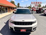 Used 2024 Jeep Grand Cherokee L Laredo image 2
