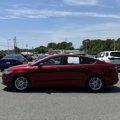 Used 2018 Ford Fusion SE w/ Fusion SE Technology Package image 2