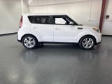 Used 2015 Kia Soul + image 3