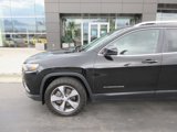 Used 2019 Jeep Cherokee Limited image 2