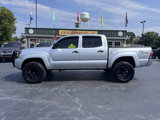 Used 2011 Toyota Tacoma 4x4 Double Cab image 2