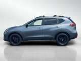 Used 2018 Nissan Rogue SV image 3