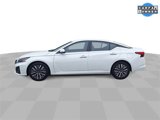 Used 2023 Nissan Altima 2.5 SV image 5
