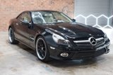 Used 2009 Mercedes-Benz SL 550 image 2