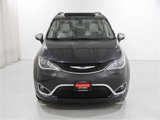 Used 2020 Chrysler Pacifica Limited image 2