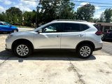 Used 2020 Nissan Rogue SV image 2