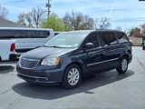 Used 2013 Chrysler Town & Country Touring image 3