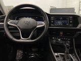Used 2023 Volkswagen Jetta SE w/ Panoramic Sunroof Package image 5