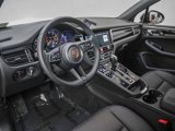 Used 2025 Porsche Macan image 4