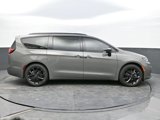 New 2025 Chrysler Pacifica Limited image 6