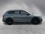 Used 2020 Volkswagen Tiguan SE R-Line image 4