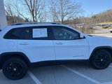 Used 2020 Jeep Cherokee Latitude w/ Cold Weather Group image 4