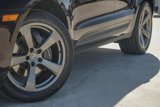 Certified 2022 Porsche Macan image 6