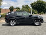 New 2025 Hyundai Tucson SE image 3