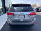 Used 2019 Jeep Grand Cherokee Laredo image 4