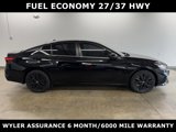 Used 2021 Nissan Altima 2.5 SV image 2