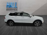 Used 2018 Volkswagen Tiguan SE w/ 18" Alloy Wheels Package image 6
