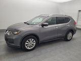 Used 2017 Nissan Rogue SV image 2