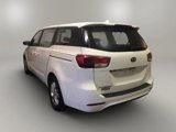 Used 2016 Kia Sedona L image 3