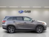 Used 2019 Toyota Highlander AWD V6 image 3